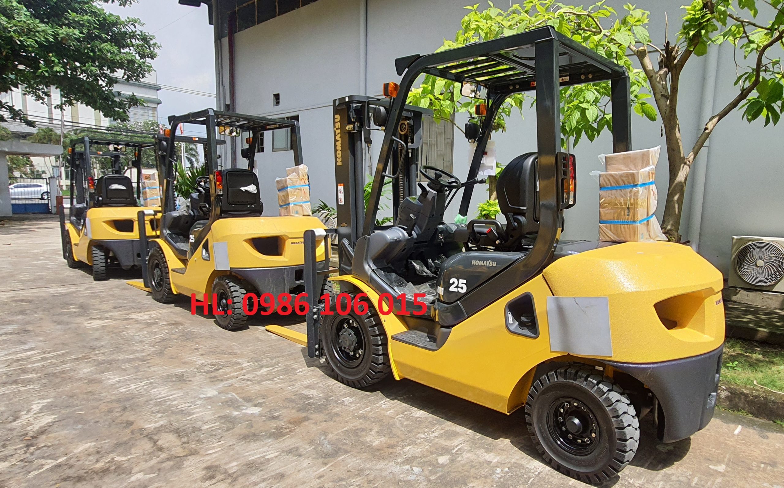 Xe nâng Komatsu 2.5 tấn mới