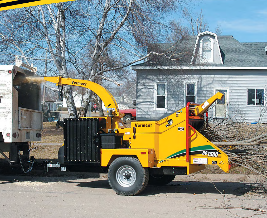 Máy băm cành cây công suất lớn BC1500XL Vermeer Máy băm cành cây công suất lớn BC1500XL Vermeer