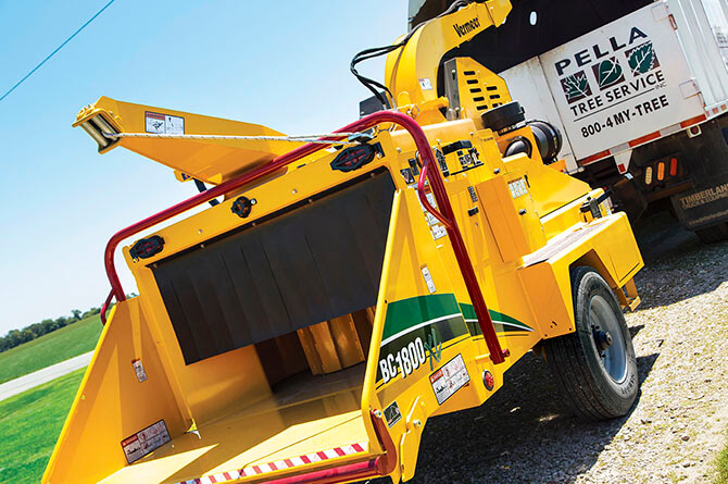 Máy băm cây di động công suất lớn BC1800XL Vermeer Máy băm cây di động công suất lớn BC1800XL Vermeer