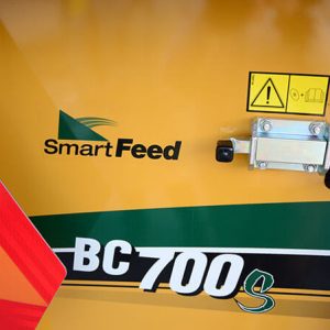 Máy băm cành cây giá rẻ BC700S Vermeer